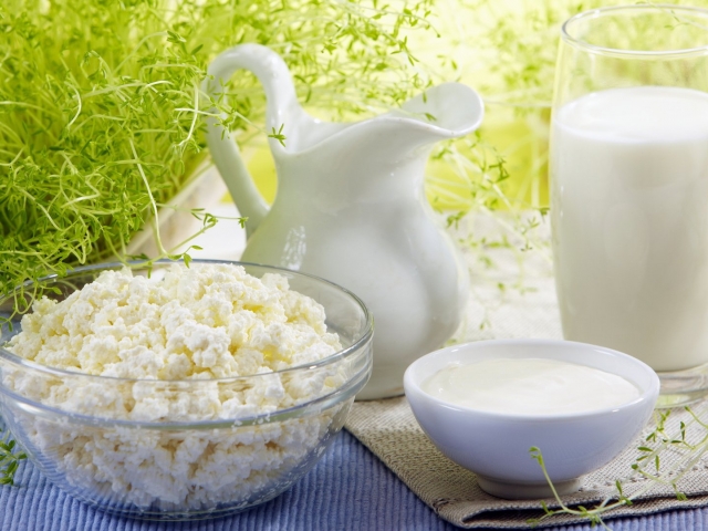 วิธีลดน้ำหนักในกระเพาะอาหารและข้างในหนึ่งสัปดาห์ที่บ้าน