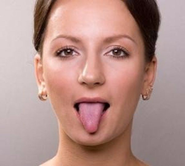 Comment enlever un double menton à la maison. Exercices pour hommes, femmes, filles minces en peu de temps