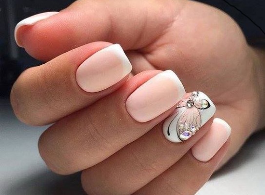 Gel de manucure. Nouveau design 2020, photos, idées françaises, ombre, couleurs à la mode. Instructions étape par étape