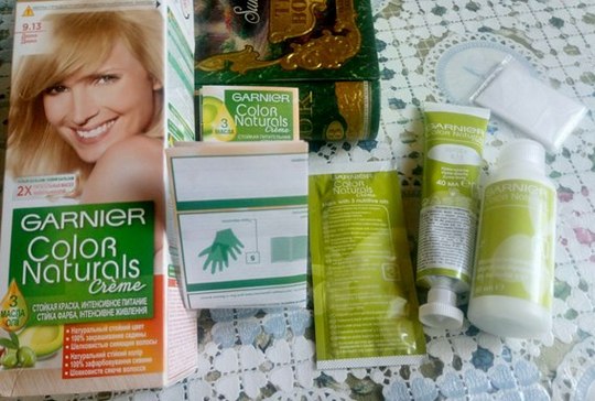 Mise en valeur des cheveux à la maison. Instructions étape par étape pour les débutants, avec un chapeau, une feuille. Une photo