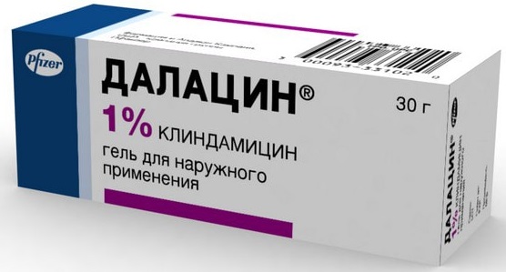 Acné sur le dos chez les femmes et les hommes.Raisons de l'apparence, comment traiter, retirer rapidement à la maison