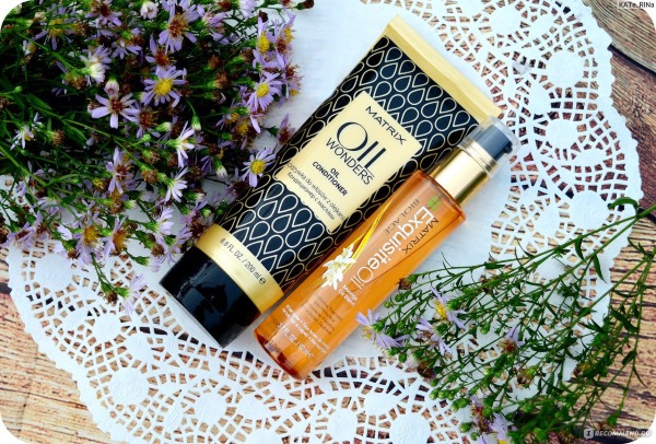 Comment hydrater les cheveux après décoloration, coloration. Remèdes populaires, huiles, baumes à la maison