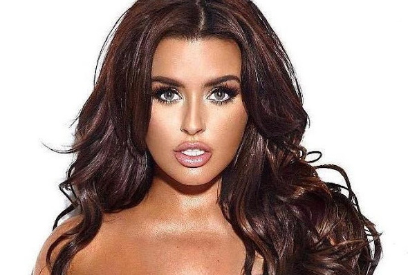 Abigail Ratchford.Photo en sous-vêtements, sans maquillage, avant et après chirurgie plastique, taille, poids du modèle