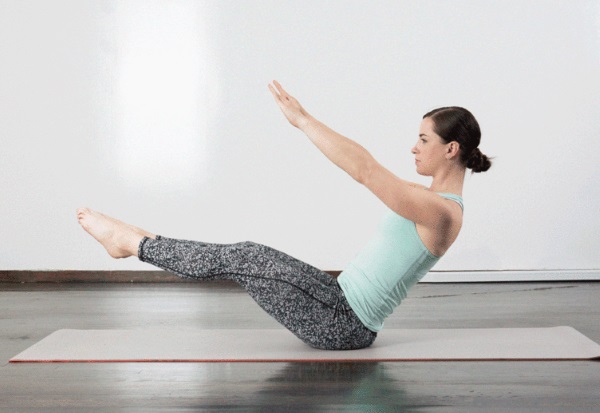 Fitness pour perdre du poids à la maison. Programme de formation pour filles, plan, exercice, nutrition, régime