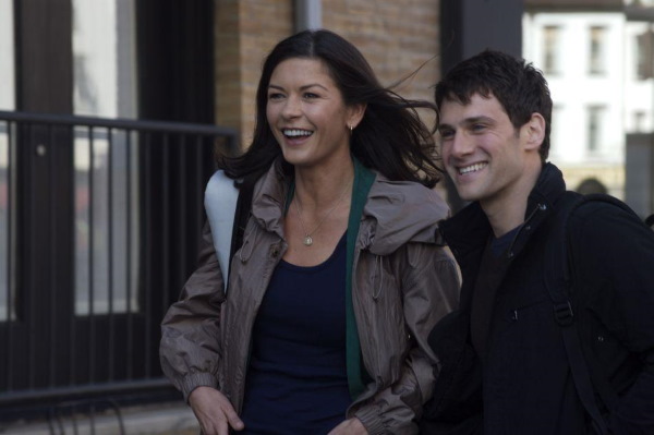 Catherine Zeta-Jones. Photos dans sa jeunesse, maintenant, sans maquillage, avant et après la chirurgie plastique, biographie